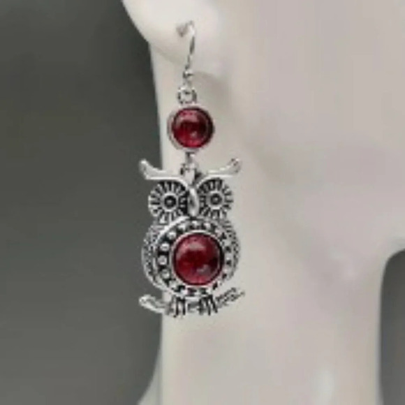 Owl-Shaped Zinc Alloy Earrings with Synthetic Gems and Mosaic Accents - Bohemian - Picture 3 of 3